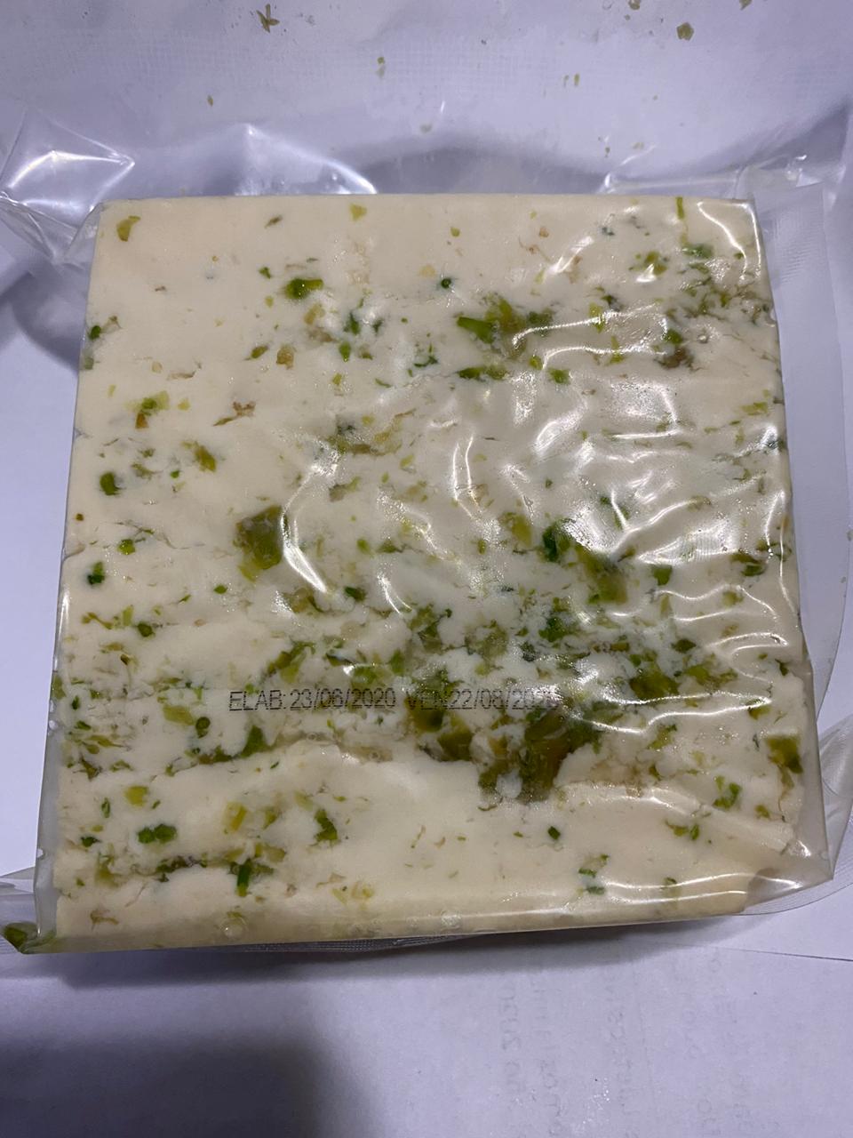 Queso Semiseco con Loroco Nelly Unidad